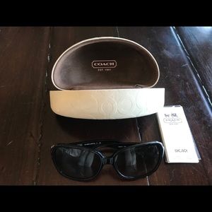 Authentic Coach sunglasses - black